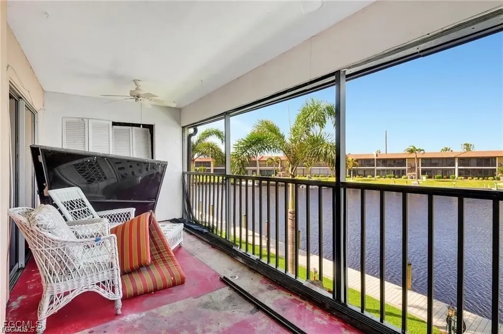 4722 SE 1st Place Cape Coral FL 33904