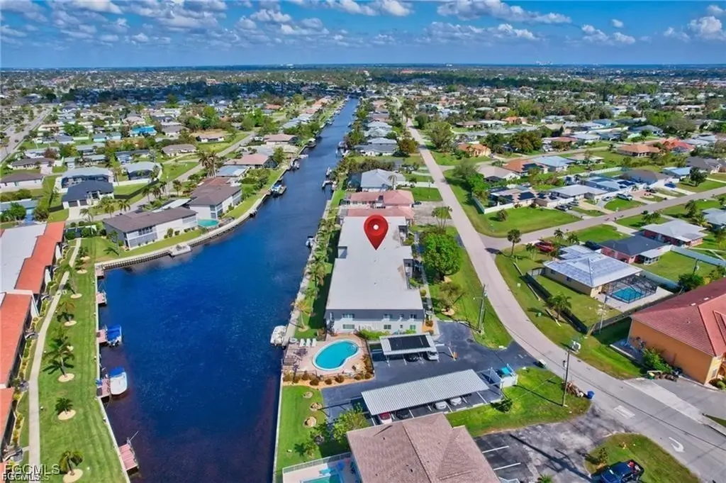 4722 SE 1st Place Cape Coral FL 33904