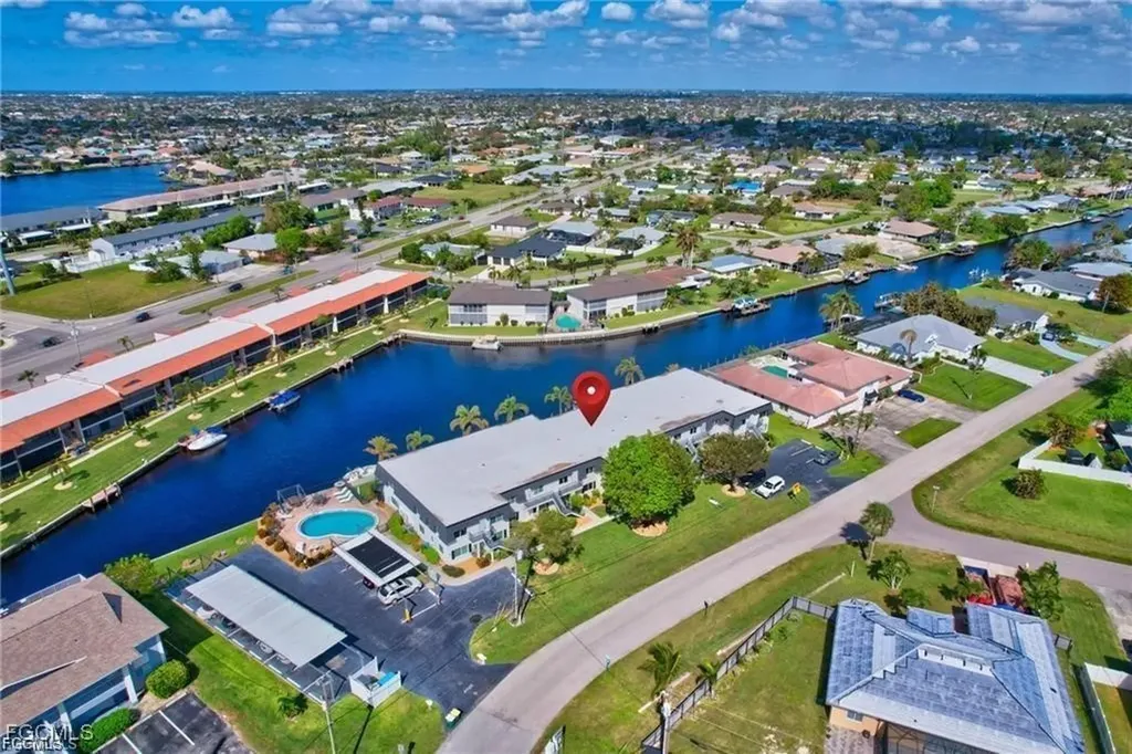 4722 SE 1st Place Cape Coral FL 33904