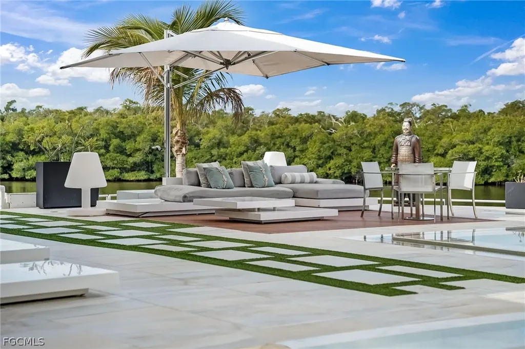 103 Montrose Drive Fort Myers FL 33919