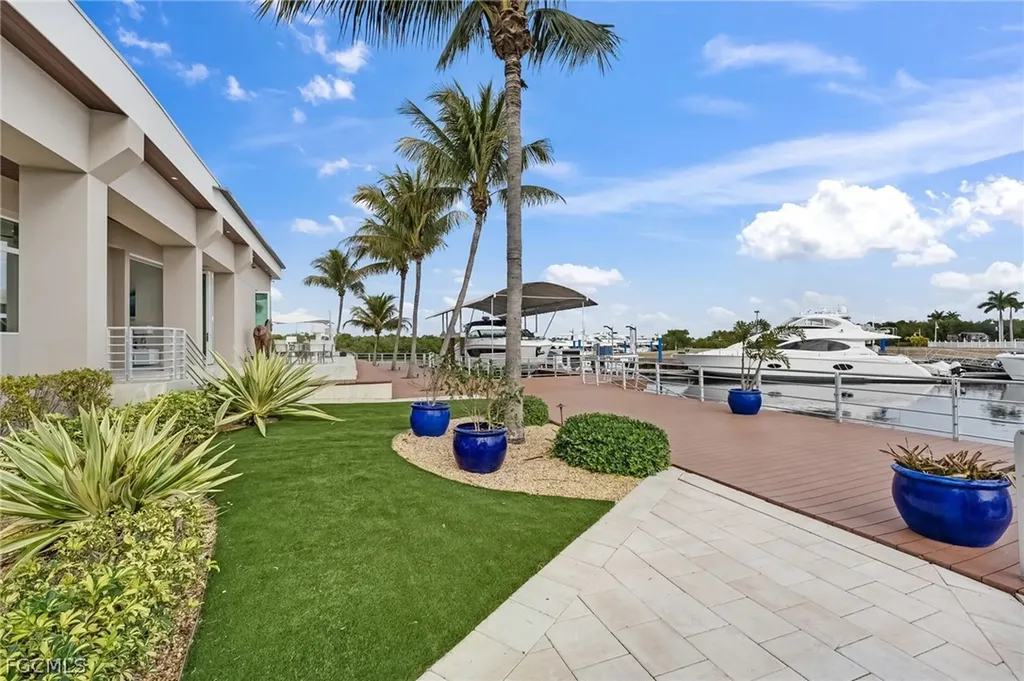 103 Montrose Drive Fort Myers FL 33919