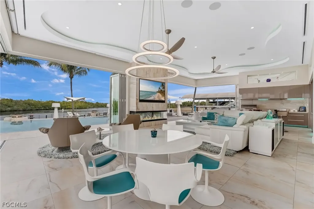 103 Montrose Drive Fort Myers FL 33919