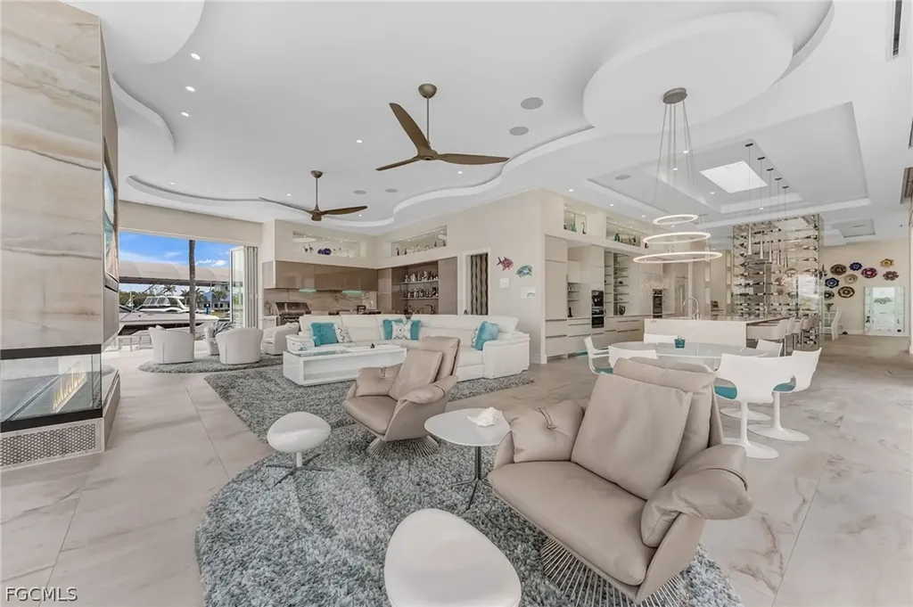 103 Montrose Drive Fort Myers FL 33919