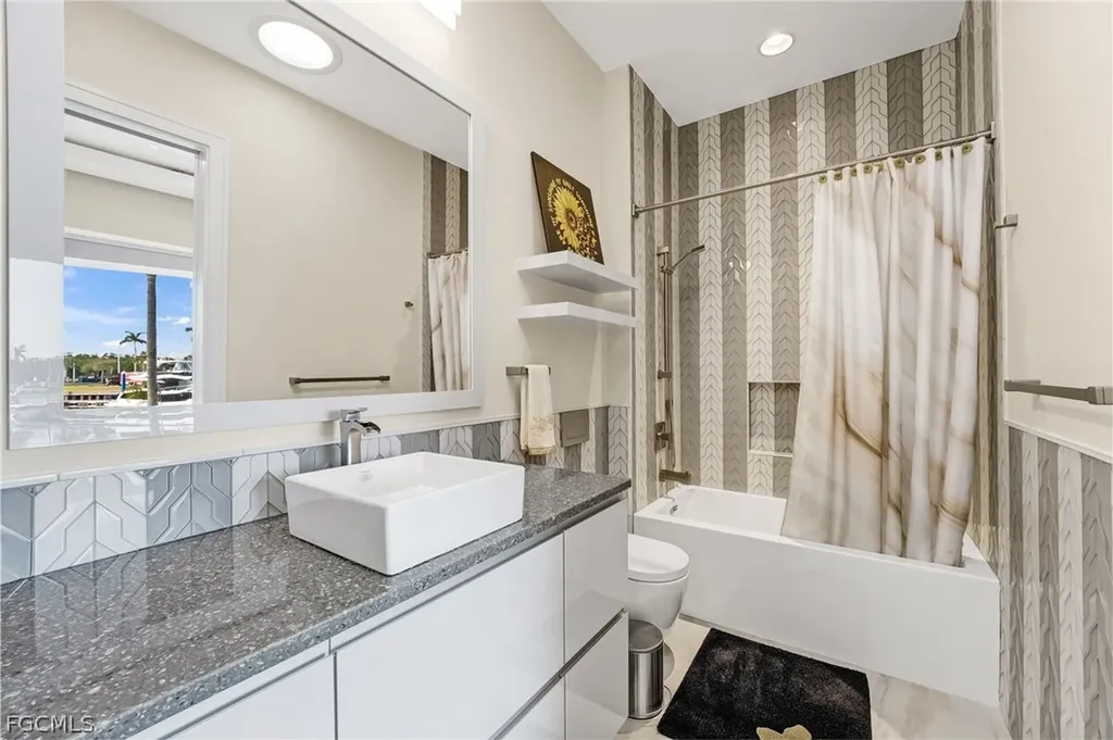 103 Montrose Drive Fort Myers FL 33919