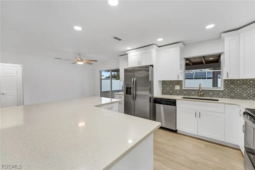 7162 Drake Drive Fort Myers FL 33908