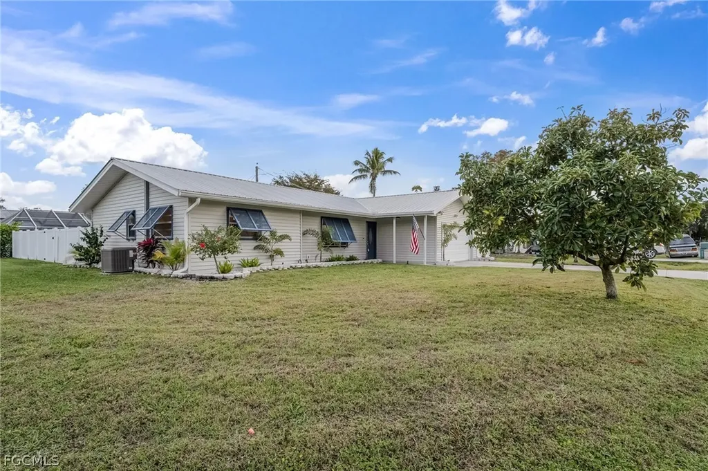7162 Drake Drive Fort Myers FL 33908