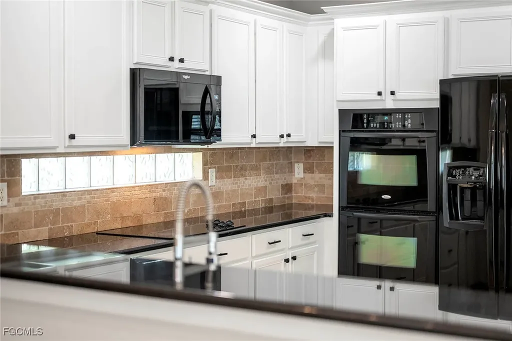 8490 Sumner Avenue Fort Myers FL 33908