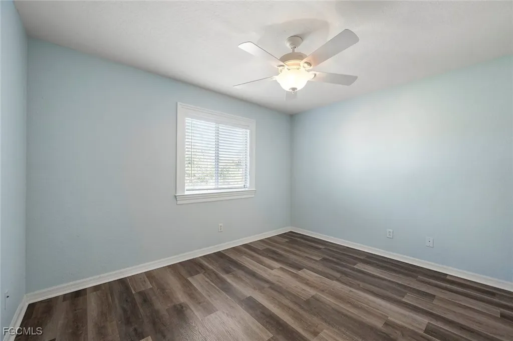 8490 Sumner Avenue Fort Myers FL 33908