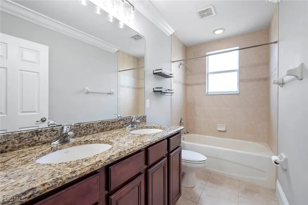 8490 Sumner Avenue Fort Myers FL 33908