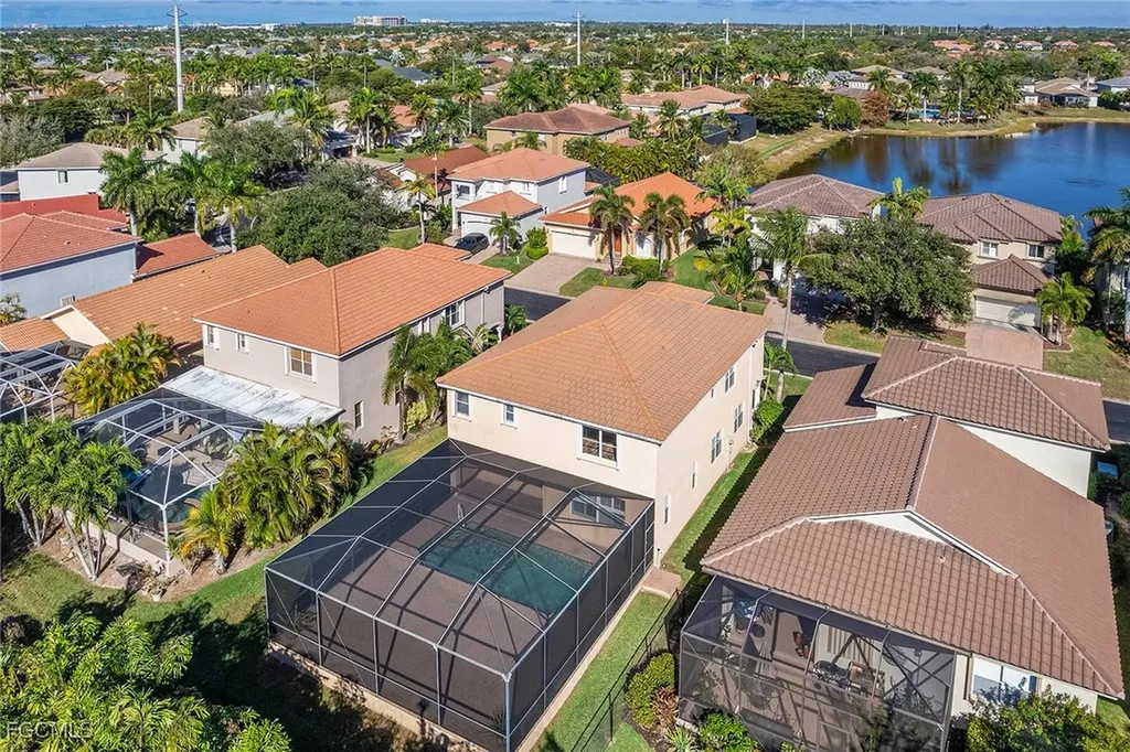 8490 Sumner Avenue Fort Myers FL 33908