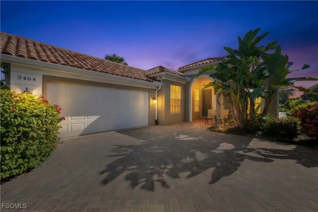 Naples FL, 3464 Donoso Court