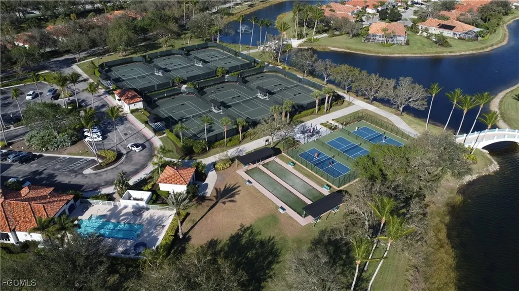 3464 Donoso Court Naples FL 34109