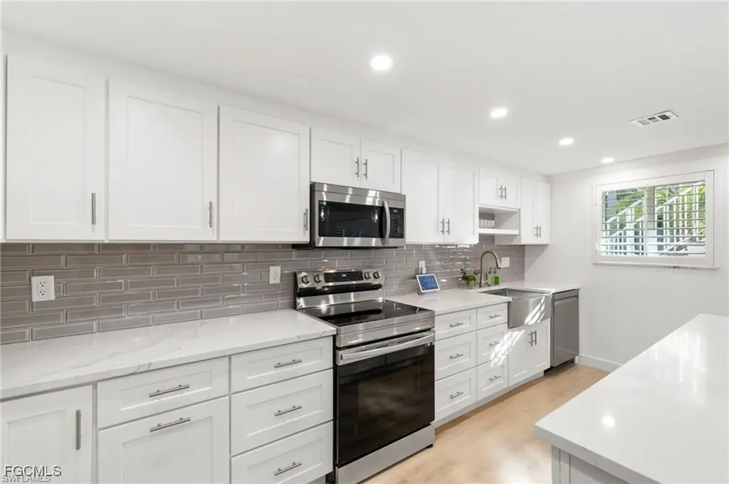 503 Broad Avenue S Naples FL 34102