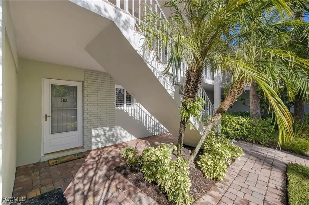 503 Broad Avenue S Naples FL 34102