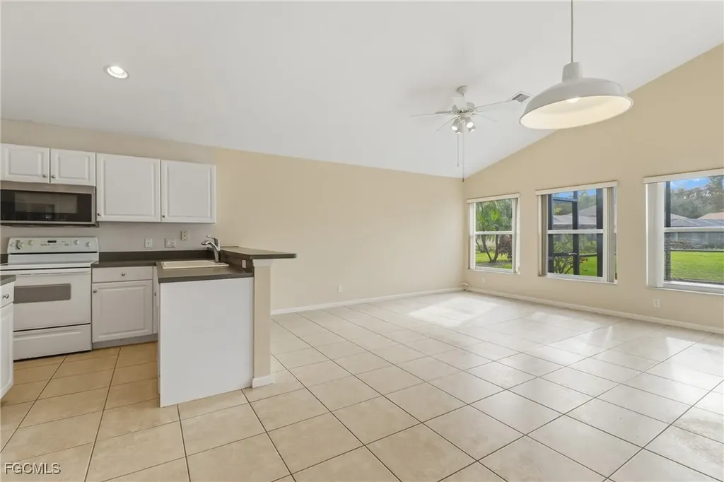 22860 Fountain Lakes Boulevard Estero FL 33928