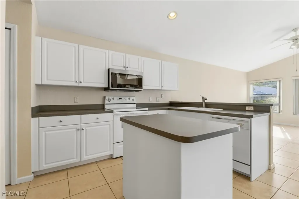 22860 Fountain Lakes Boulevard Estero FL 33928