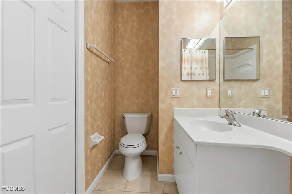 22860 Fountain Lakes Boulevard Estero FL 33928