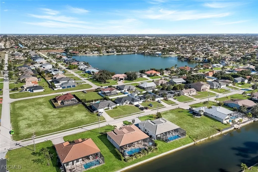 1506 SW 28th Street Cape Coral FL 33914