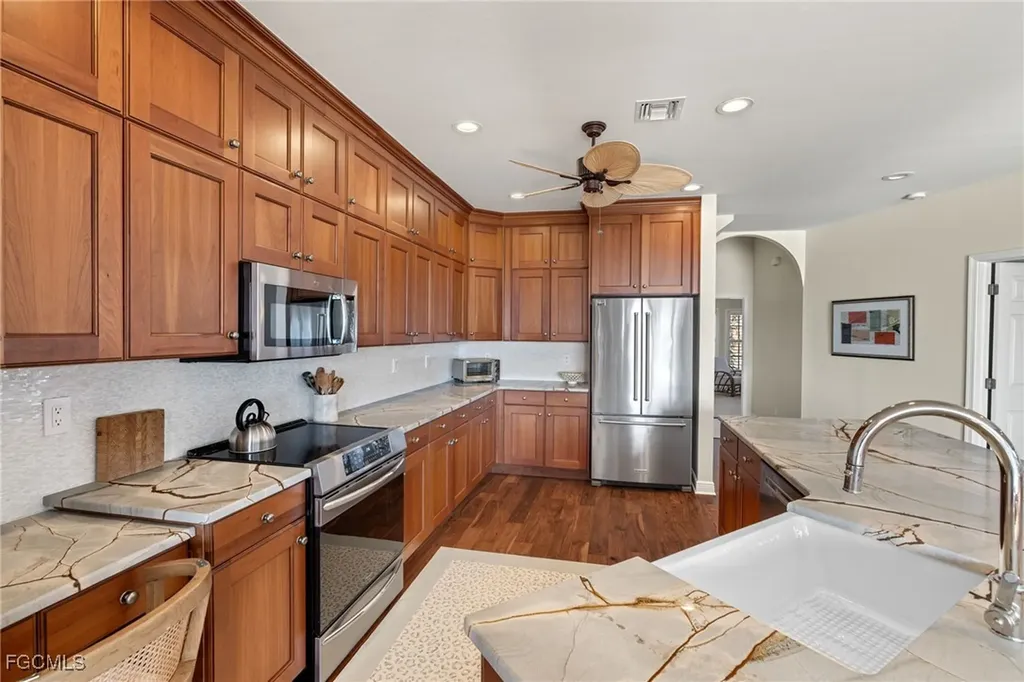 5423 Shearwater Drive Sanibel FL 33957