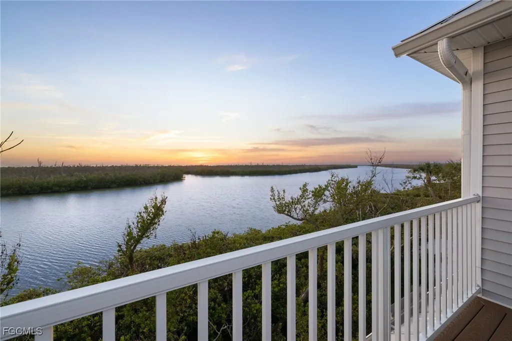 5423 Shearwater Drive Sanibel FL 33957