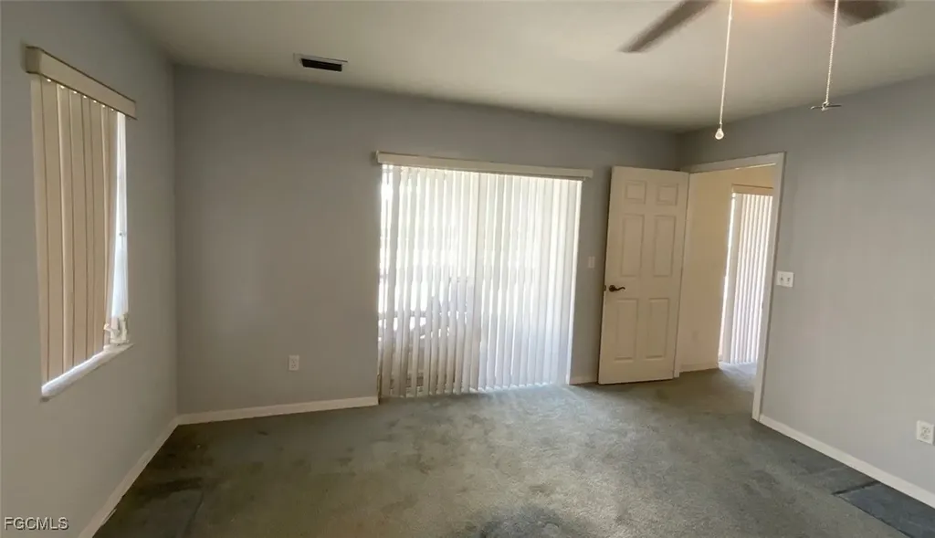 1403 SE 8th Place Cape Coral FL 33990