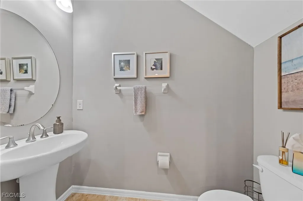 3849 Tilbor Circle Fort Myers FL 33916