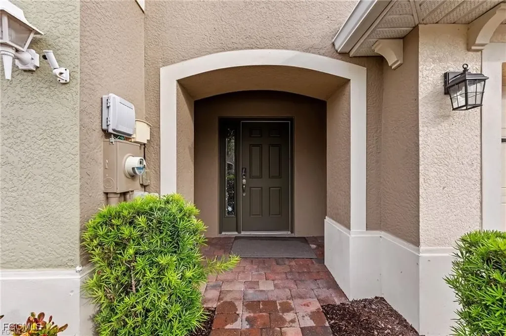3849 Tilbor Circle Fort Myers FL 33916