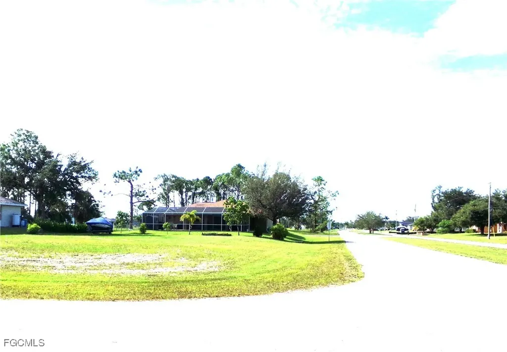 2730 NW 22nd Terrace Cape Coral FL 33993