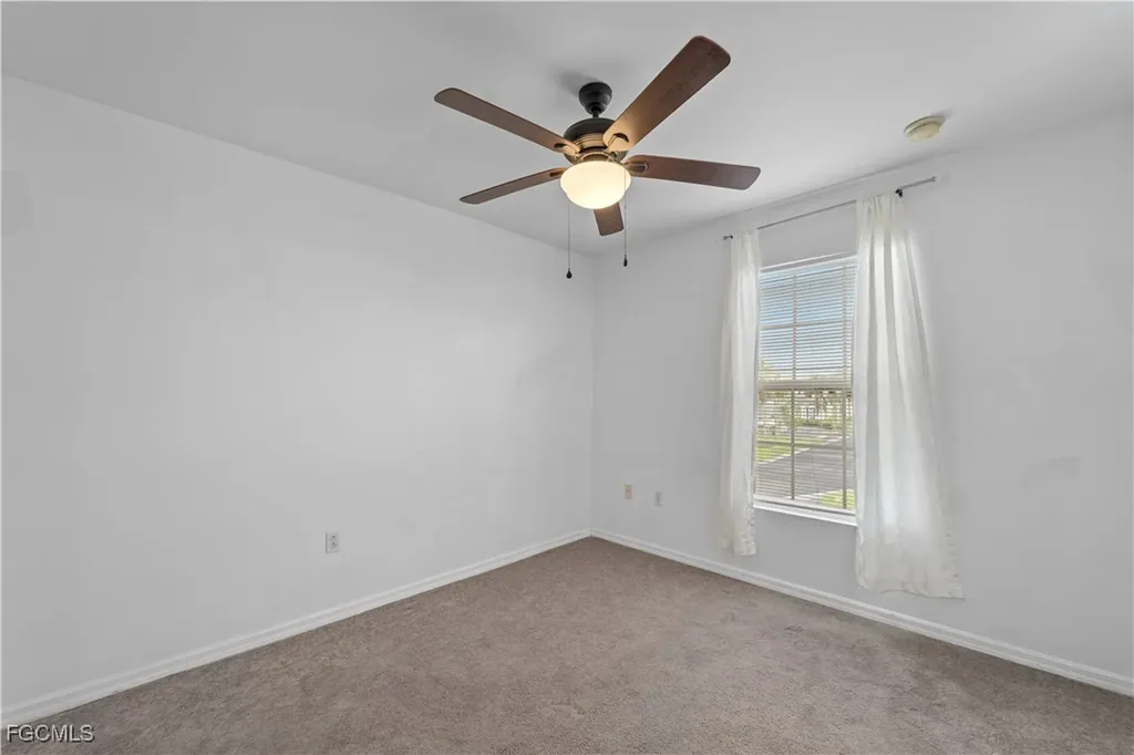 3646 Pine Oak Circle Fort Myers FL 33916