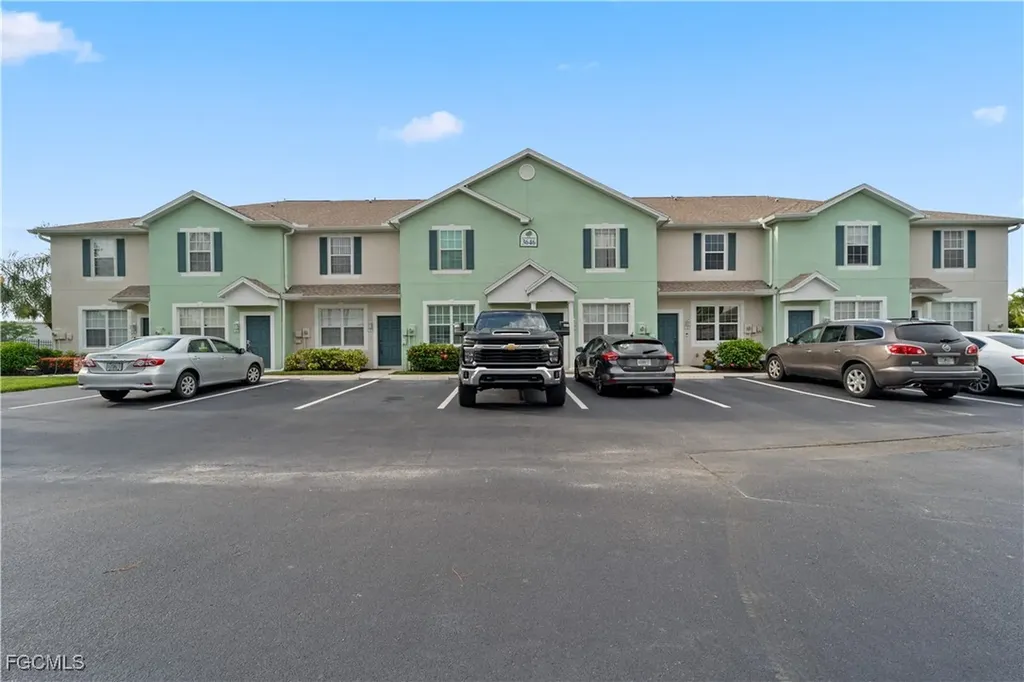 3646 Pine Oak Circle Fort Myers FL 33916