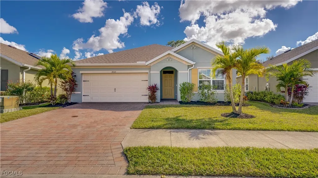 18512 Marlin Kite Lane North Fort Myers FL 33917