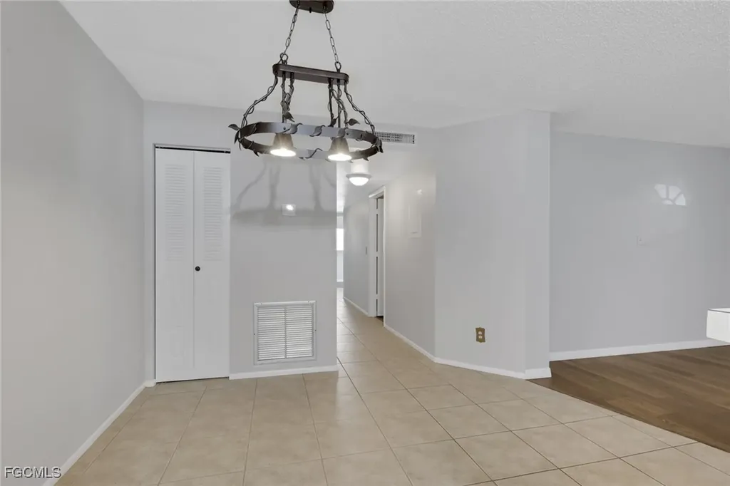 8151 S Woods Circle Fort Myers FL 33919