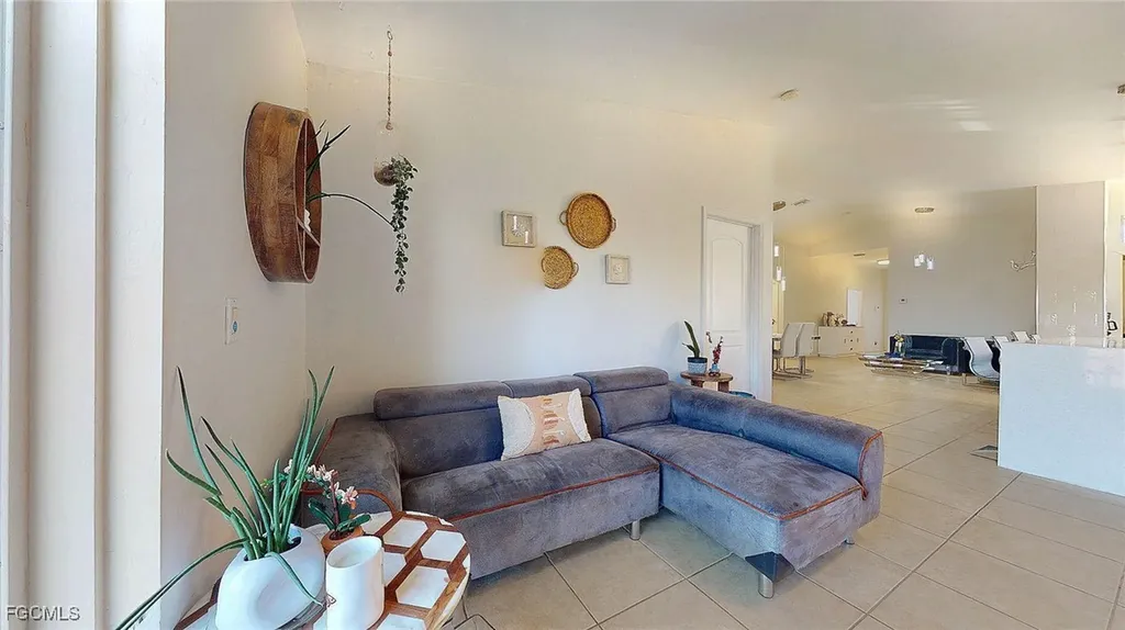 2625 40th Avenue SE Naples FL 34117