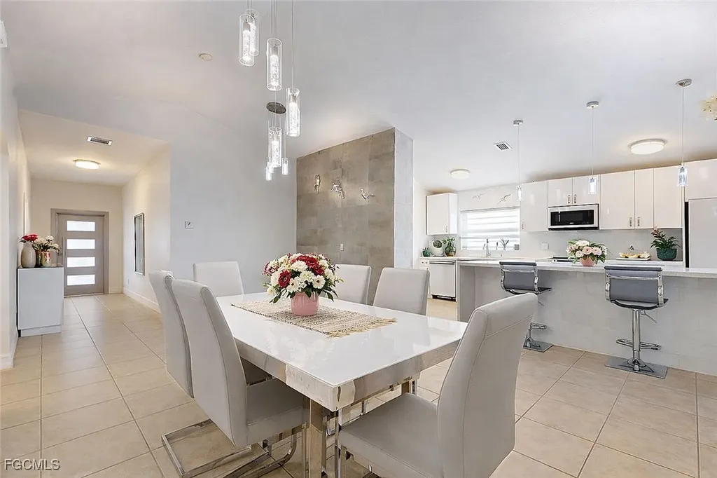 2625 40th Avenue SE Naples FL 34117