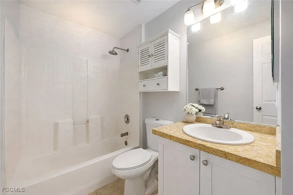2625 40th Avenue SE Naples FL 34117