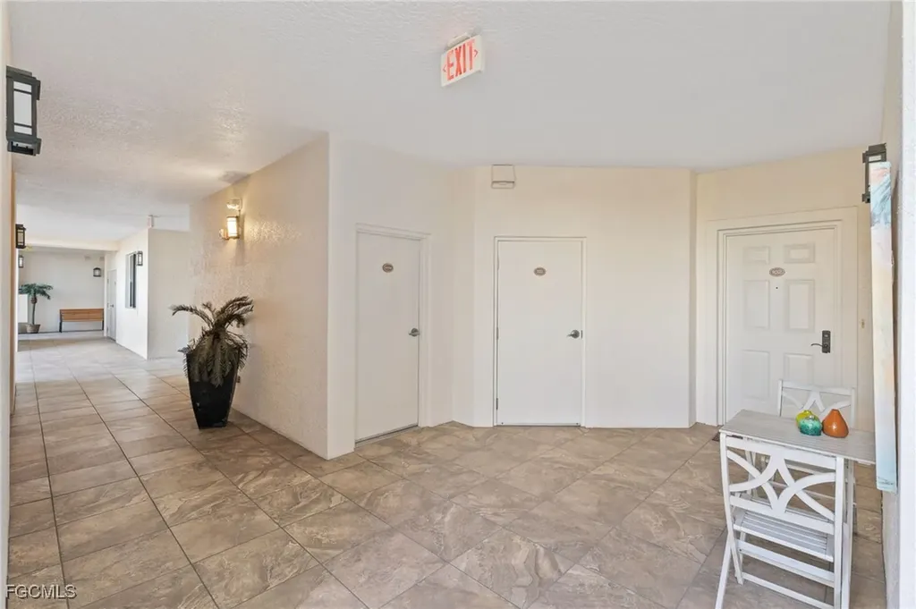 5702 Cape Harbour Drive Cape Coral FL 33914