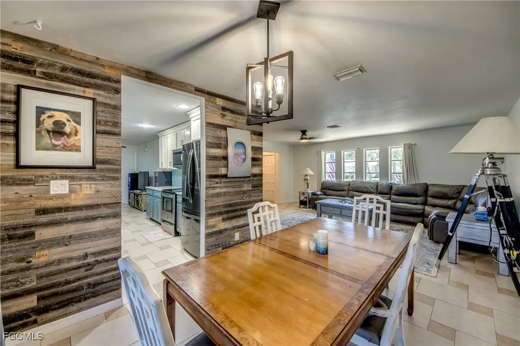 5344 SE Malibu Court Cape Coral FL 33904