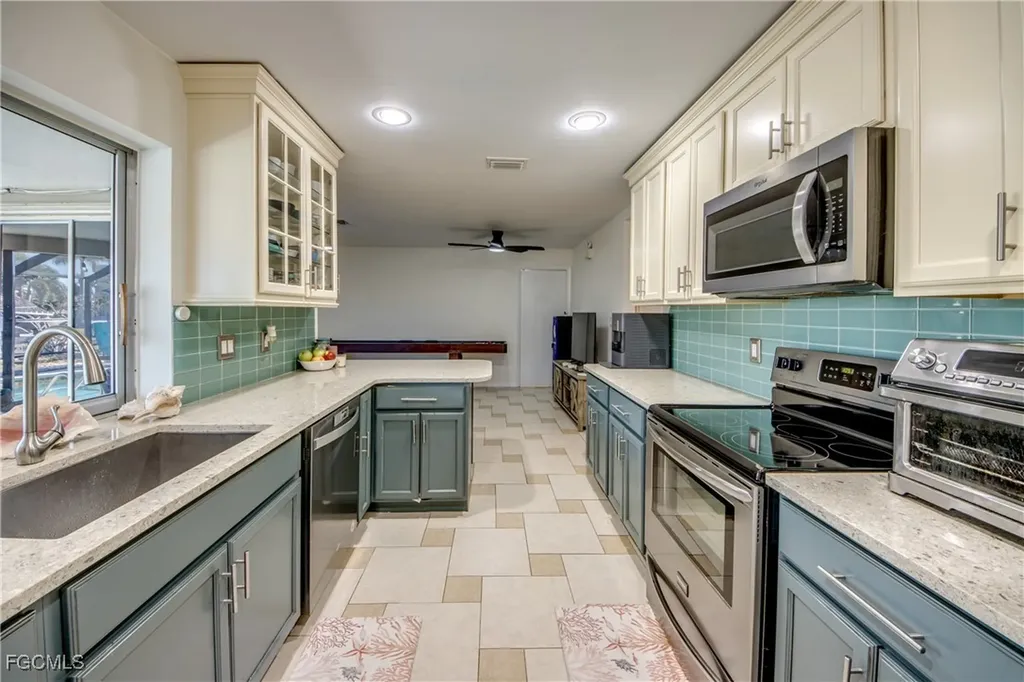 5344 SE Malibu Court Cape Coral FL 33904