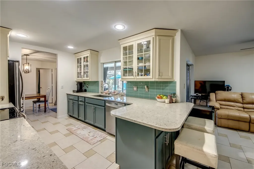 5344 SE Malibu Court Cape Coral FL 33904