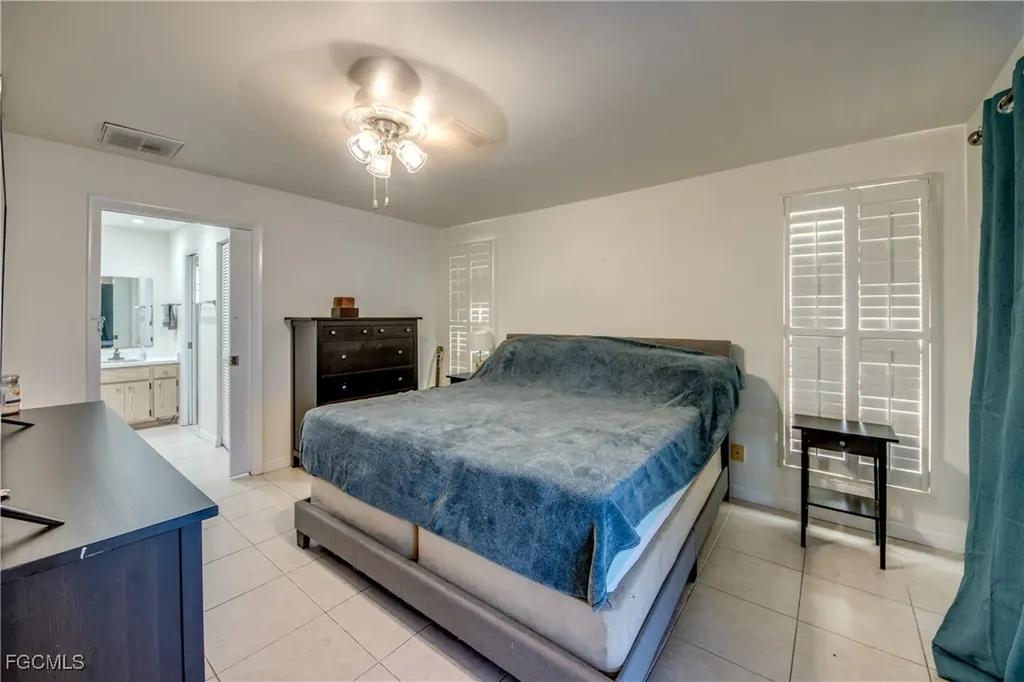 5344 SE Malibu Court Cape Coral FL 33904