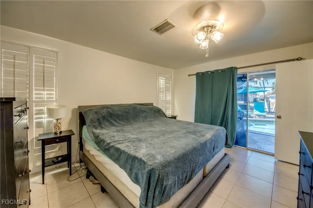 5344 SE Malibu Court Cape Coral FL 33904