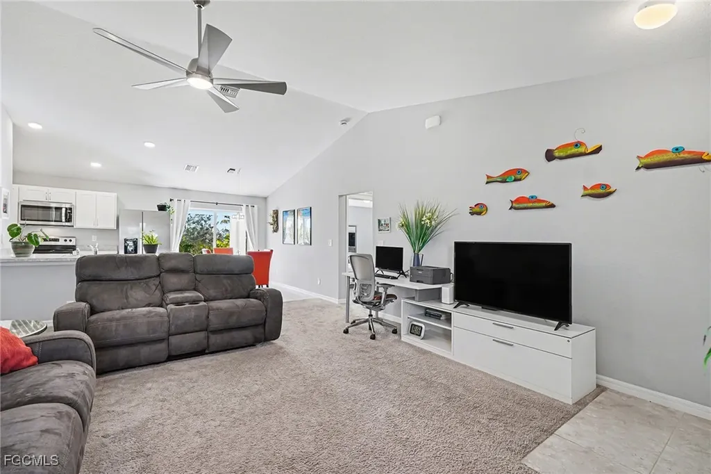 2725 NW 19th Place Cape Coral FL 33993