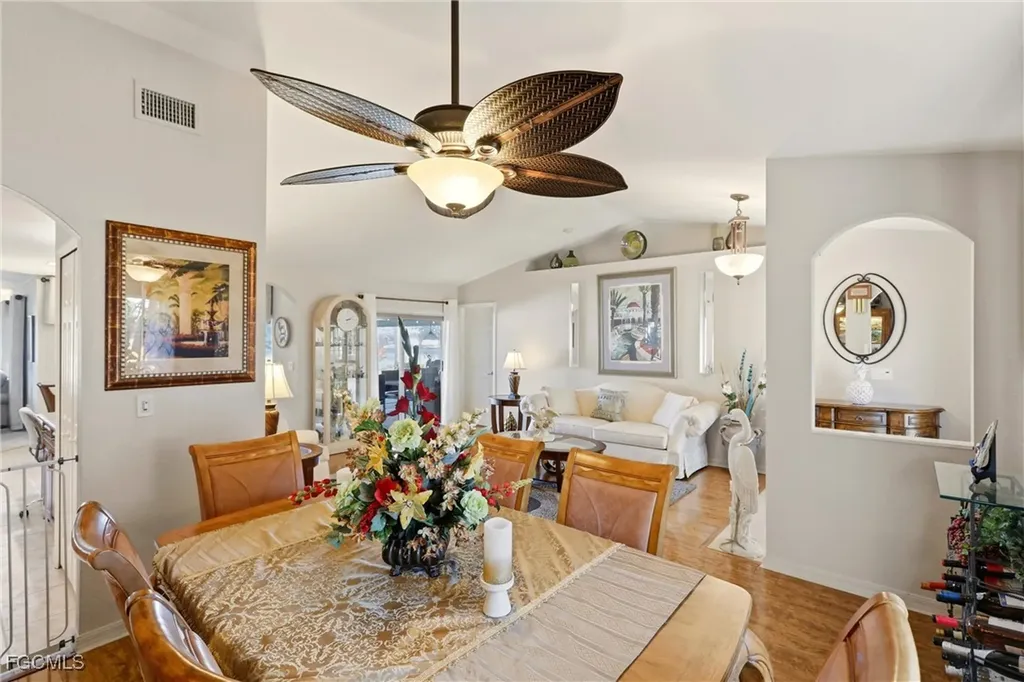 1713 NE 2nd Street Cape Coral FL 33909