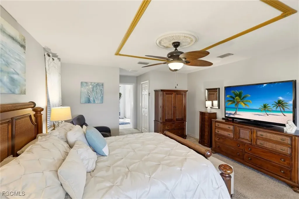 1713 NE 2nd Street Cape Coral FL 33909