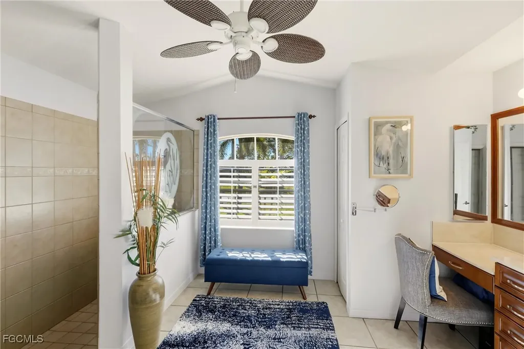1713 NE 2nd Street Cape Coral FL 33909