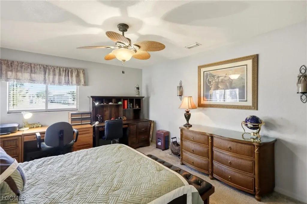 1713 NE 2nd Street Cape Coral FL 33909
