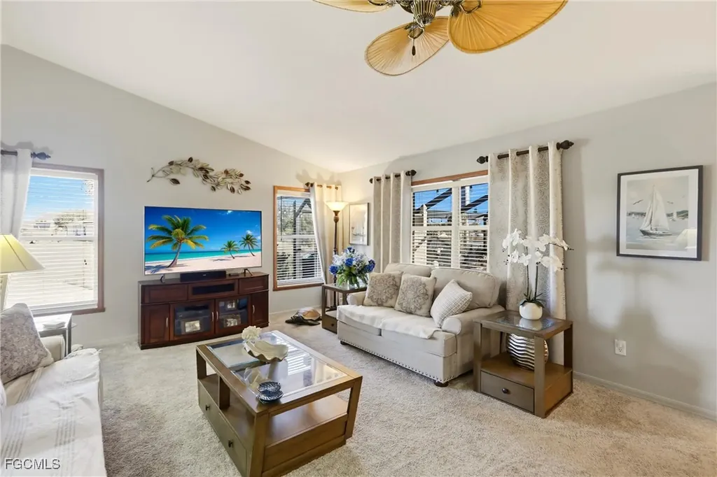 1713 NE 2nd Street Cape Coral FL 33909