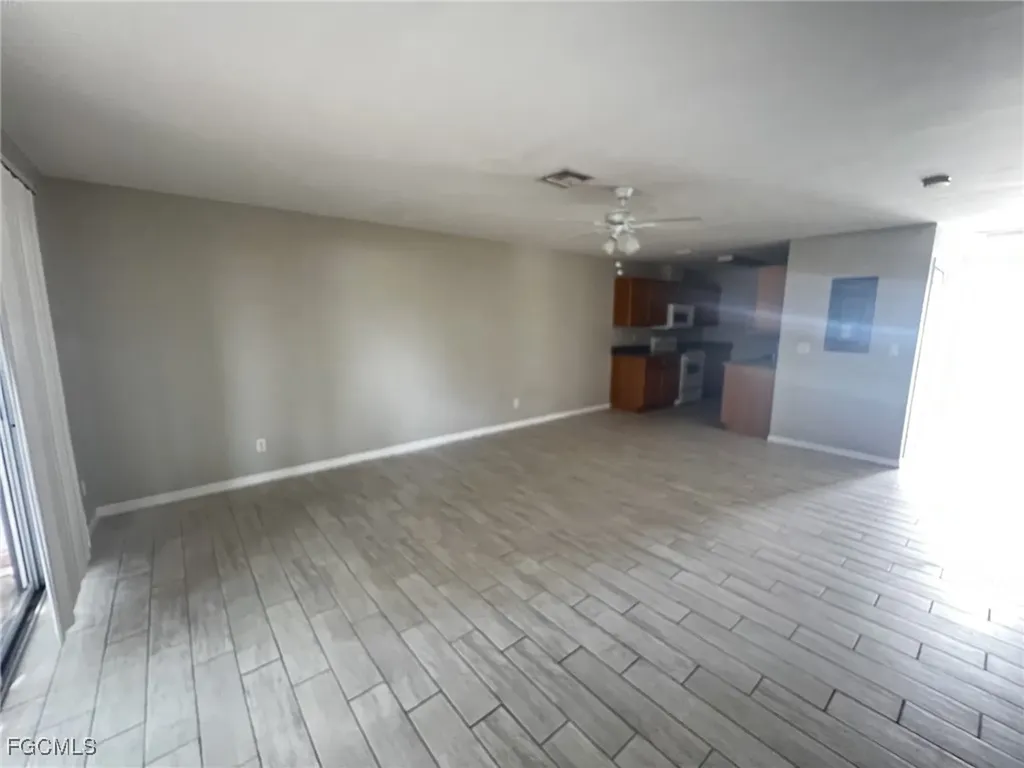 1019 SE 11th Street Cape Coral FL 33990