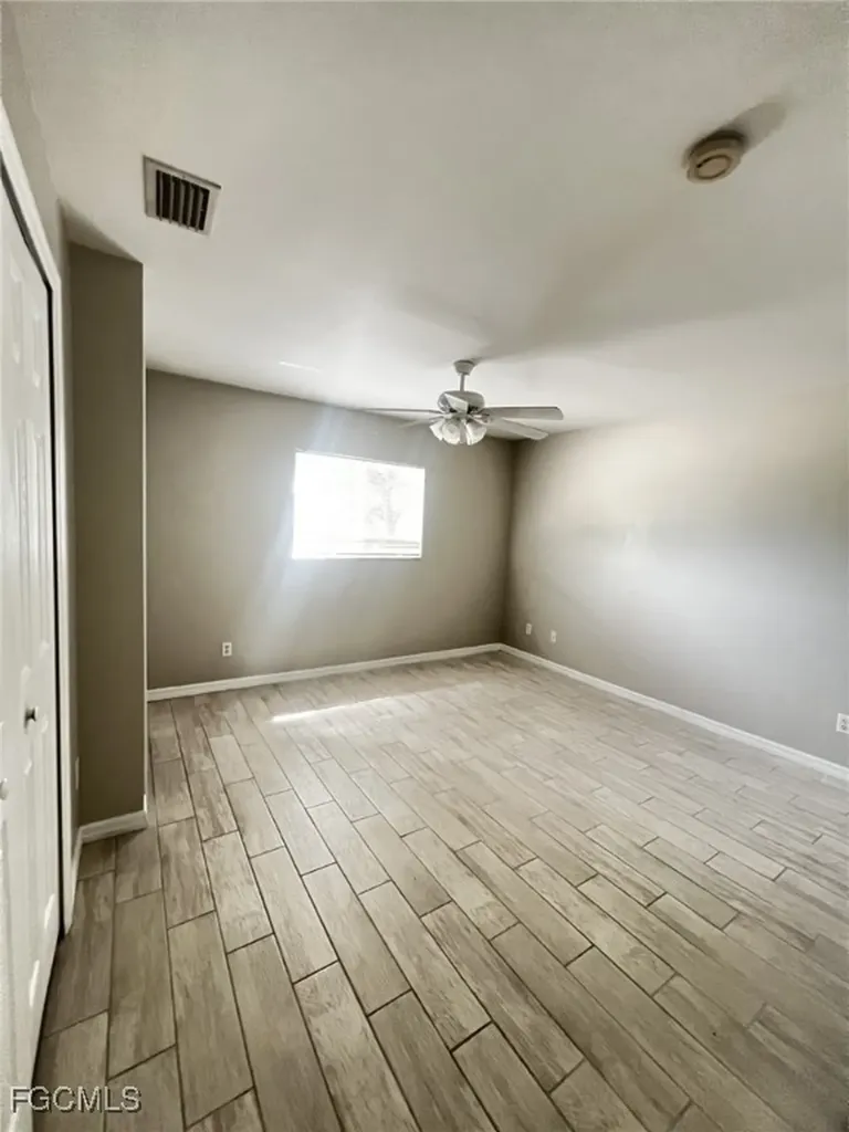 1019 SE 11th Street Cape Coral FL 33990