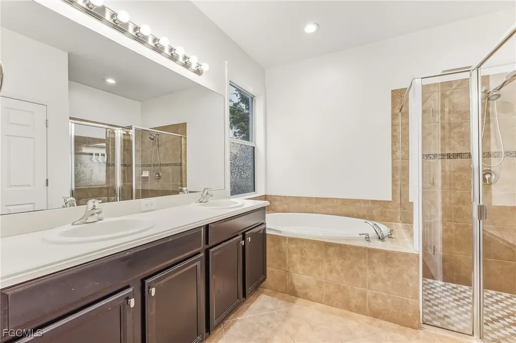 2664 Brightside Court S Cape Coral FL 33991